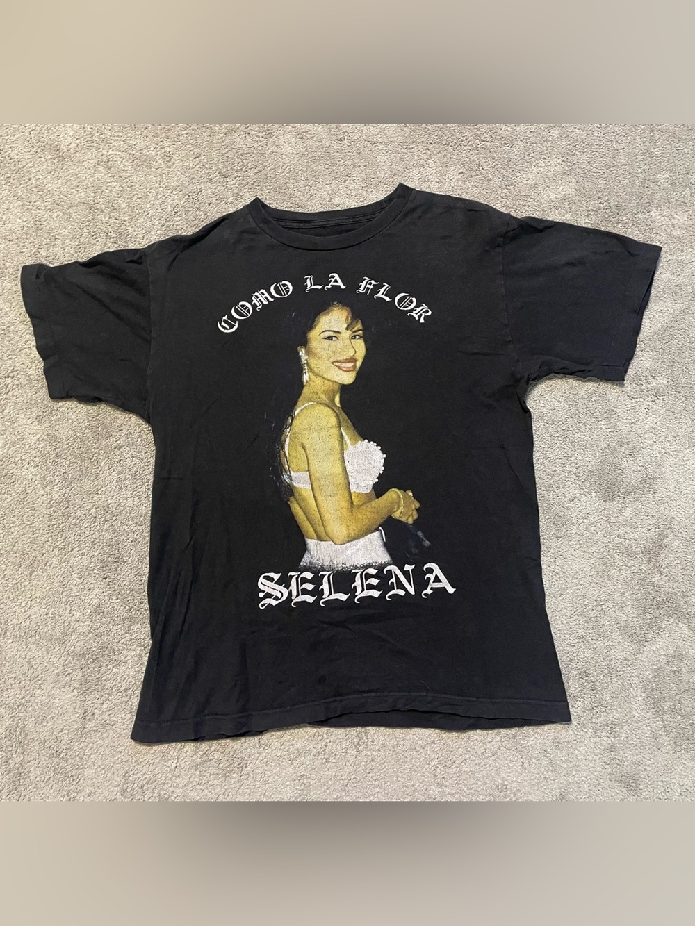 Selena Graphic T Shirt Women’s M Black 100% Cotton Music